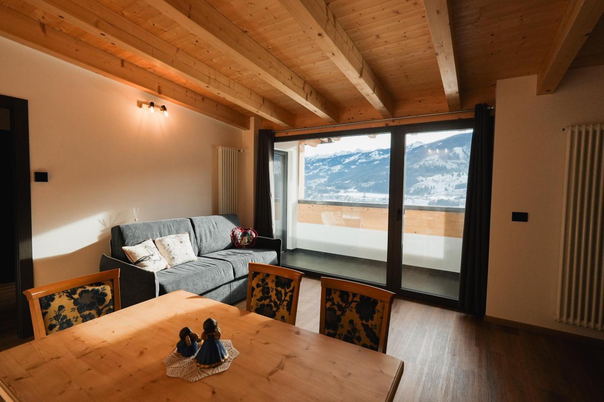 Mountain Deluxe 27 Apartments Con Wellness Cavalese Exterior photo